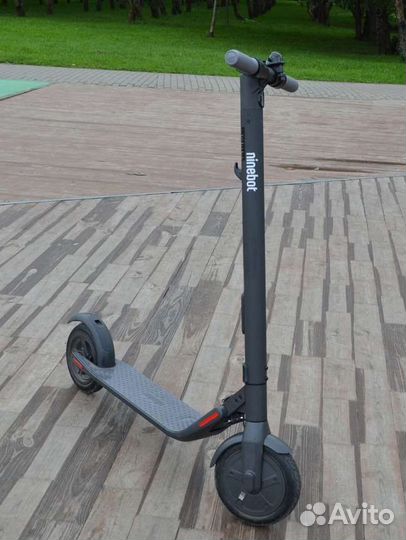 Электросамокат Ninebot E22 новый