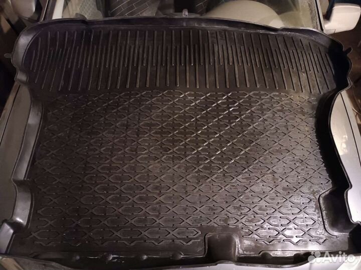 Коврик багажника лада веста