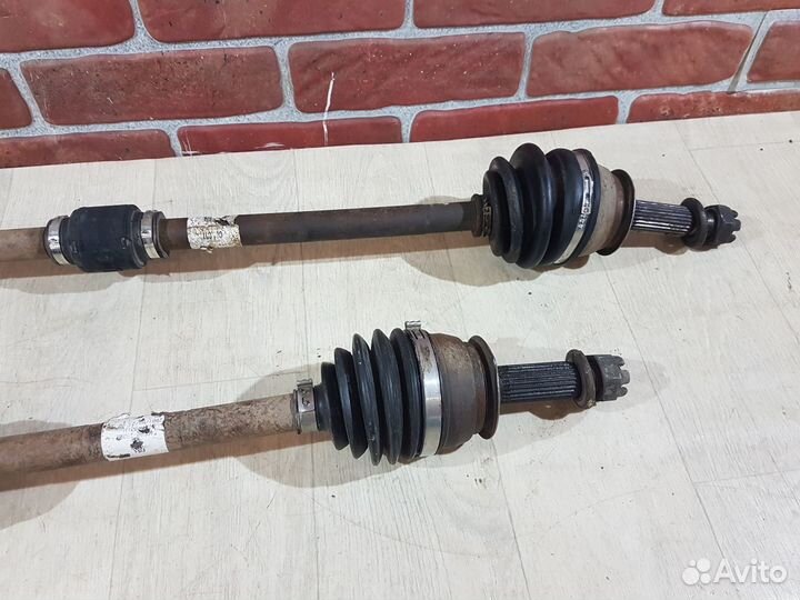 Привод в сборе МКПП Hyundai accent