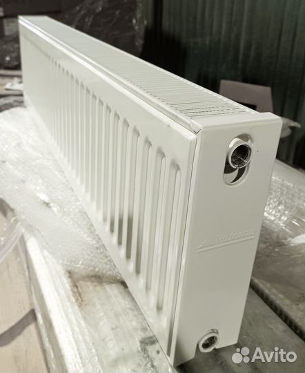 Радиатор отопления Vulcano 300х1100мм тип 22 Рkkp