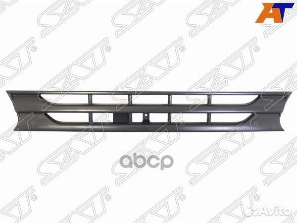 Решетка радиатора Toyota Dyna 95-99 / ToyoAce