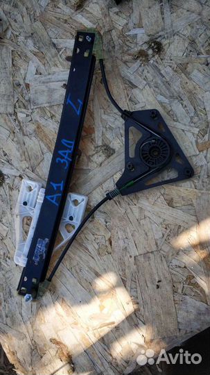 Стеклоподъёмник задний левый Audi A1