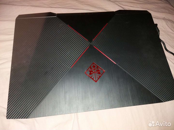 Hp omen 17-an040ur
