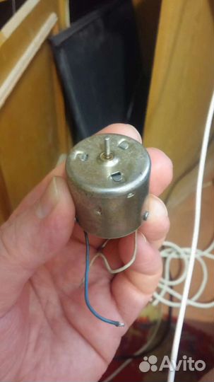 Двигатели от кассетных магнитофонов,Соленоиды