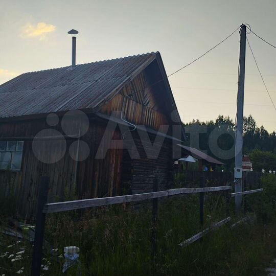 Дом 15 м² на участке 6 сот.