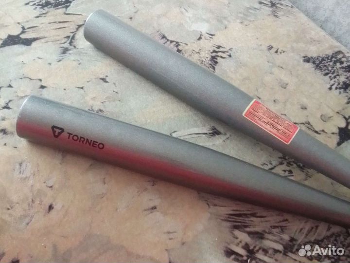 Бейсбольная бита с надписью