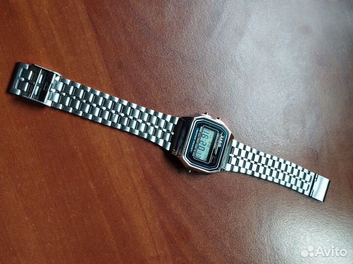 Наручные часы Casio новые