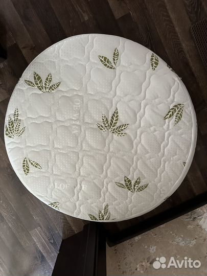 Детский матрас в круглую кроватку