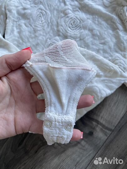 Кружевное бежевое боди wolford