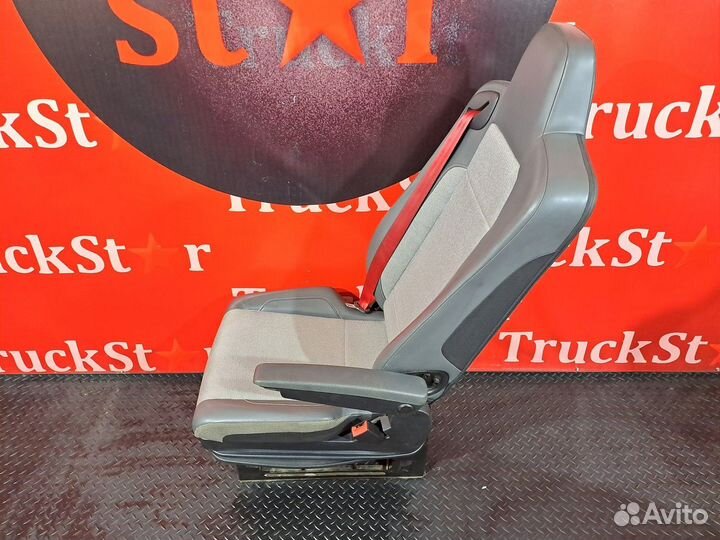 Сиденье пассажирское пневматическое Renault T