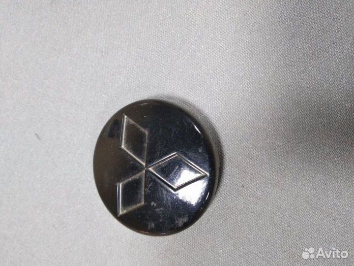 Колпачок декоративный Mitsubishi