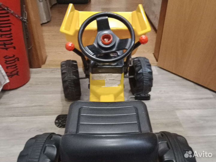 Детская машина погрузчик на педалях