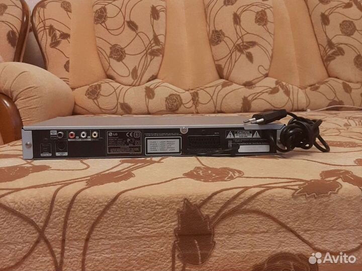 DVD плеер LG DS375. Включали несколько раз