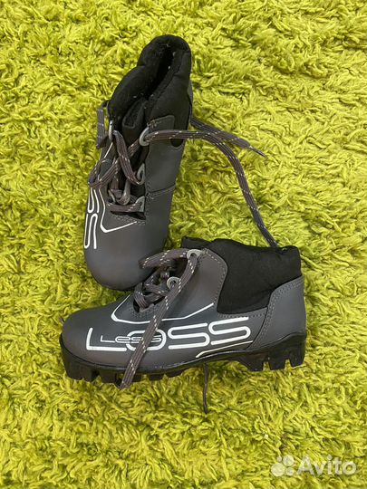 Лыжные ботинки