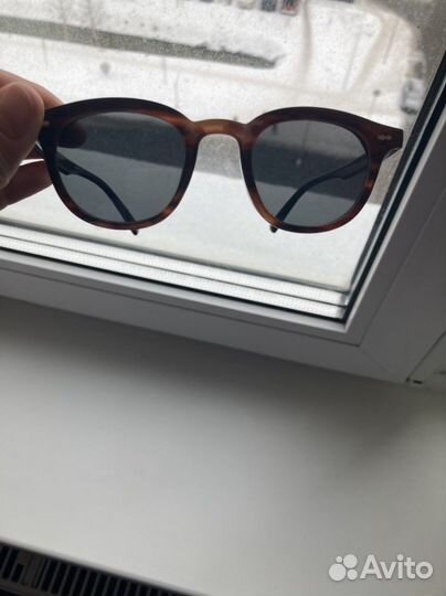 Солнцезащитные очки