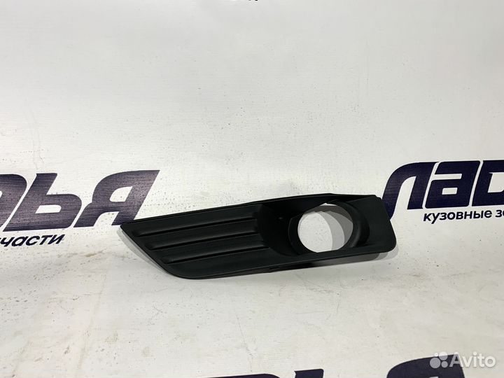 Рамка птф Ford Focus 2 (05-08) левая