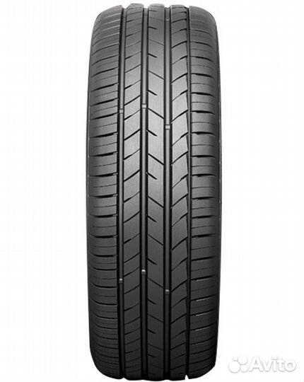 Kumho Ecsta HS52 215/45 R16 90V