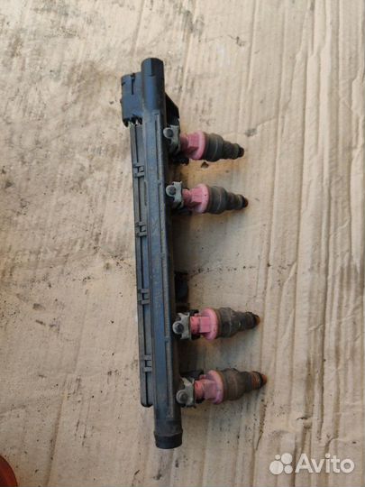 Форсунки Renault Clio 1.2 Renault Kangoo 1.2