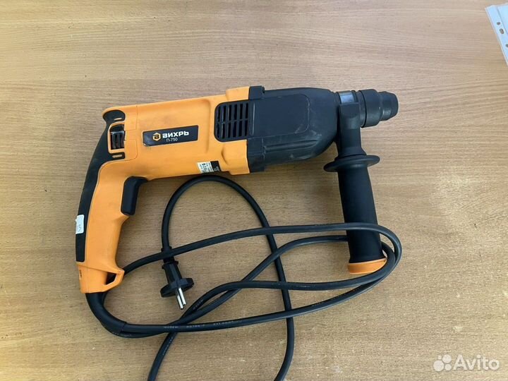 Перфоратор Вихрь П-750 750Вт