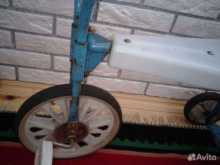 Детский трехколесный велосипед СССР
