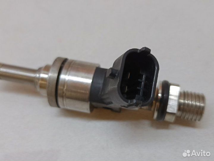 Форсунка топливная Porsche Cayenne Turbo 957