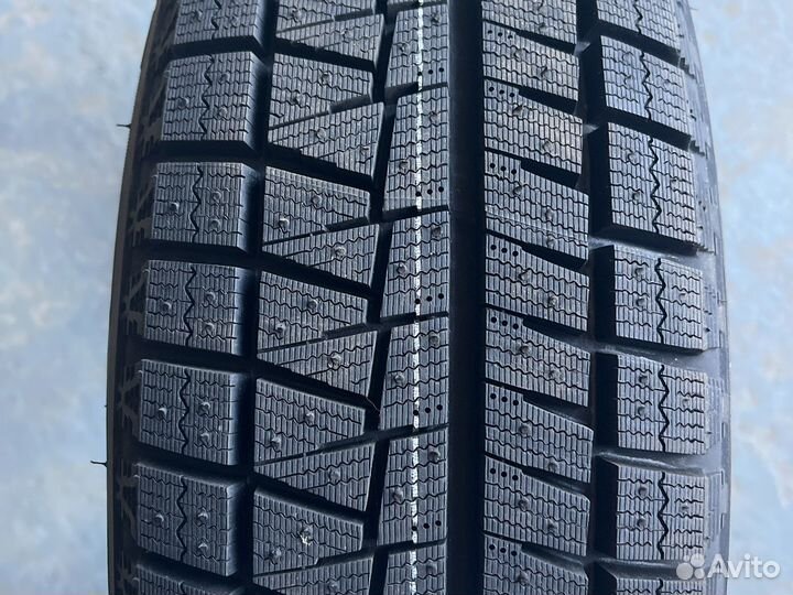 Bridgestone Blizzak Revo GZ 185/65 R15 88S