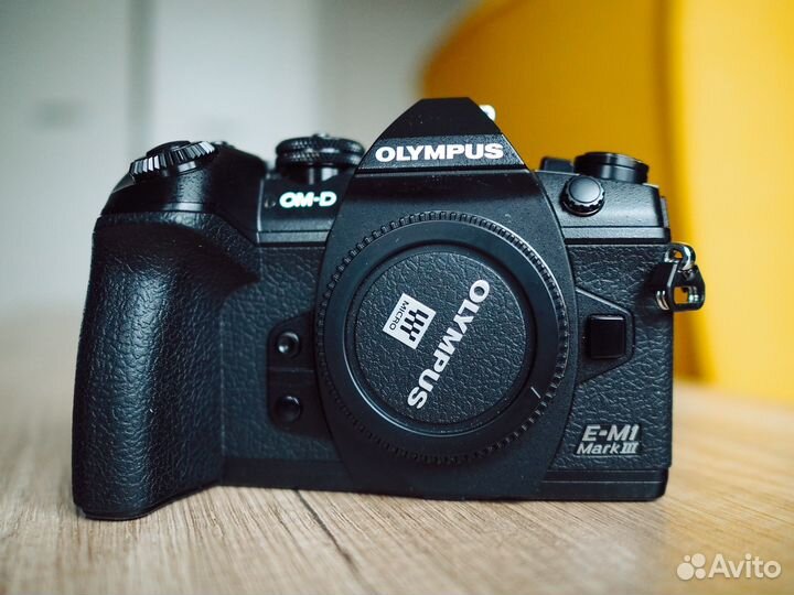 Камера Olympus OM-D E-M1 Mark III