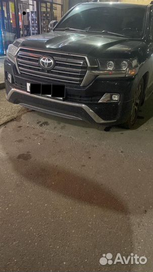 Накладка на передний бампер land cruiser 200