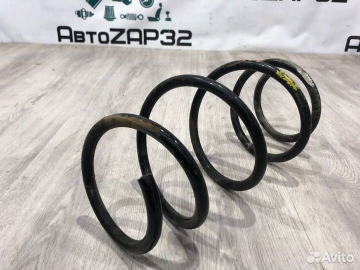 Пружина передняя Toyota Corolla E150 2006 2007