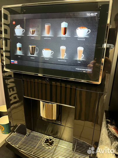 Кофейный автомат для бизнеса вендинг Jetinno