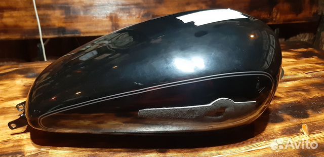 Топливный бак Sportster 1200С. Инжектор
