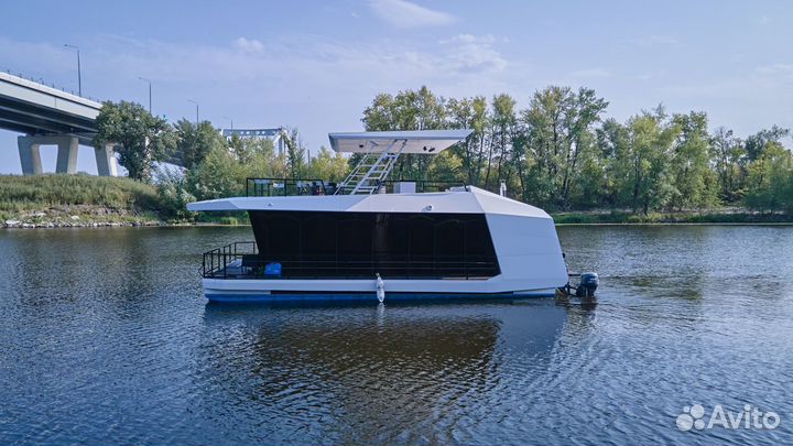 Хаусбот Cruise плавдом