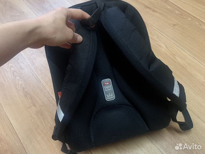 Портфель школьный