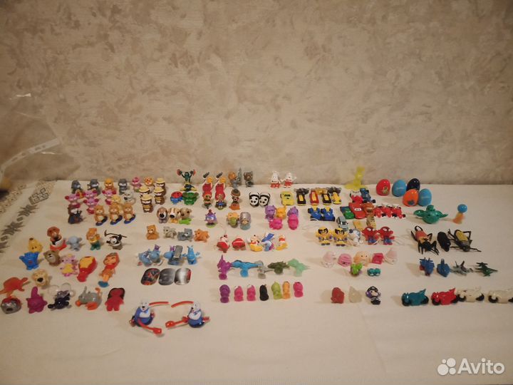 Игрушки из киндер сюрприза 90-х и др.игрушки 160шт