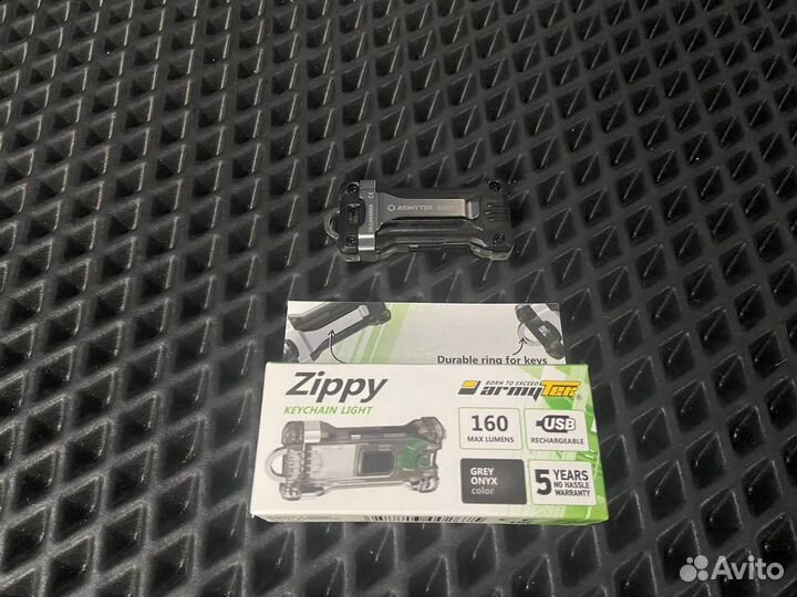 Брелок Фонарь armytek zippy grey onyx