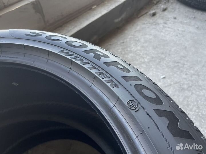 Pirelli Scorpion Winter 285/40 R22 и 325/35 R22 V