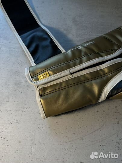 Боксерские перчатки Everlast 14 oz