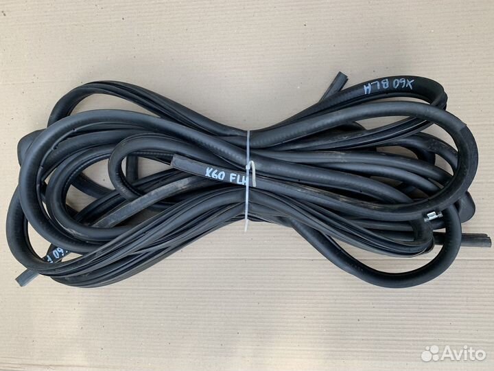 Уплотнитель двери лифан х60. Уплотнитель люка лифан х60. Уплотнитель двери лифан х60. Резинки дверей лифан х60. Уплотнители капота lifan x60.