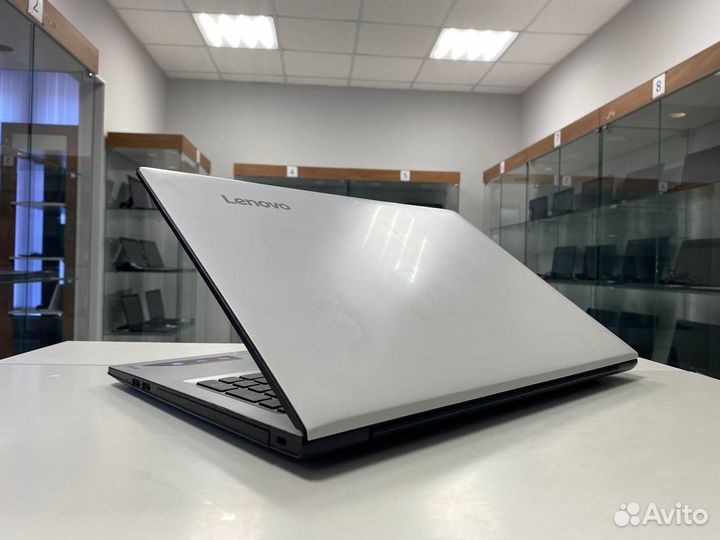 Игровой Lenovo (920MX/ 8gb ram/ SSD/ Core i3-6th)