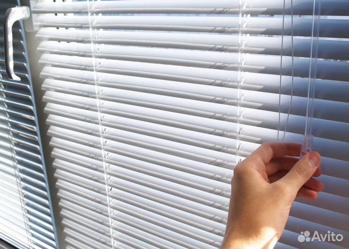 Жалюзи и рулонные шторы