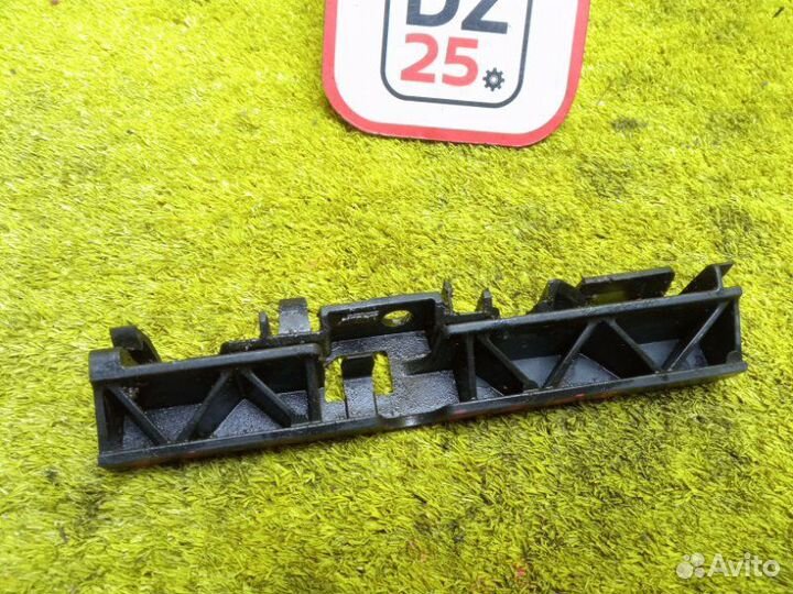 Крепление крыла переднее левое Audi A6/C7 4G2 chva