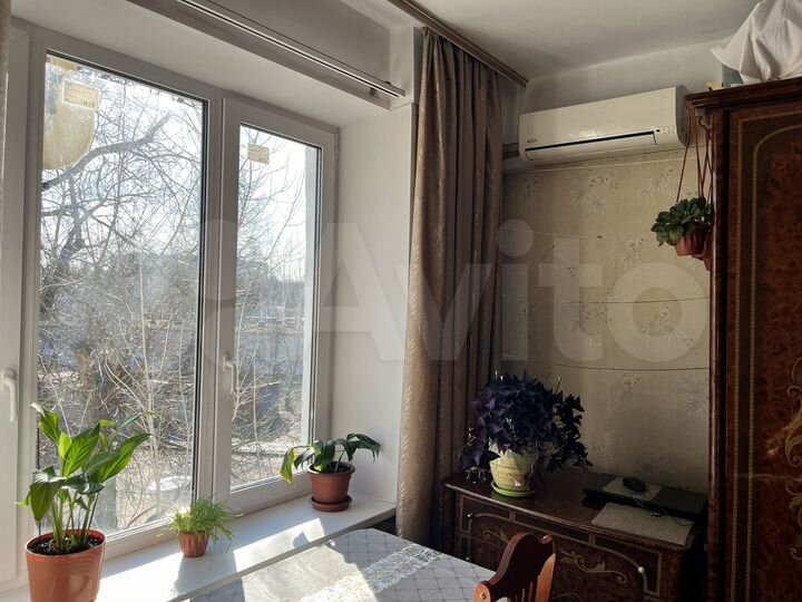 Комната 21 м² в 4-к., 3/3 эт.