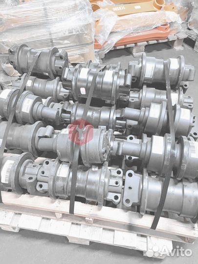 Каток поддерживающий Volvo EC360NLC 14520608