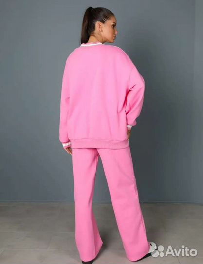 Костюм спортивный