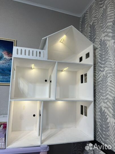 Домик кукольный