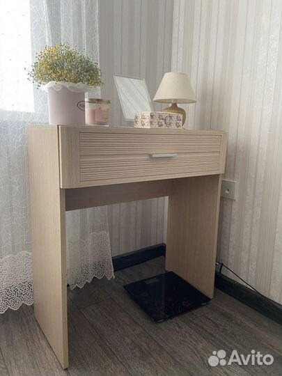 Туалетный столик