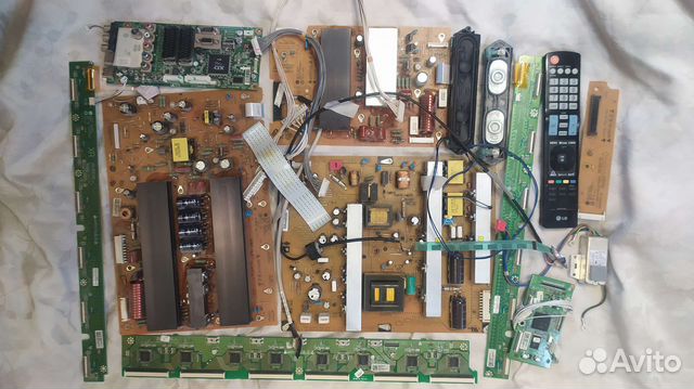 Телевизор плазма по запчастям (всë написано)