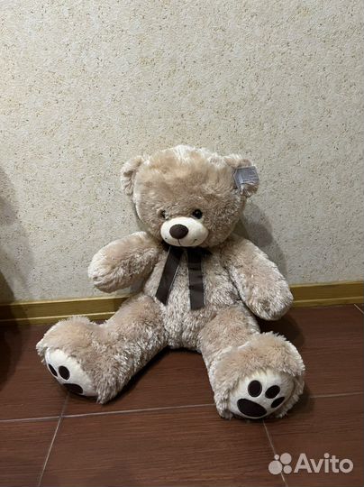 Плюшевый медведь