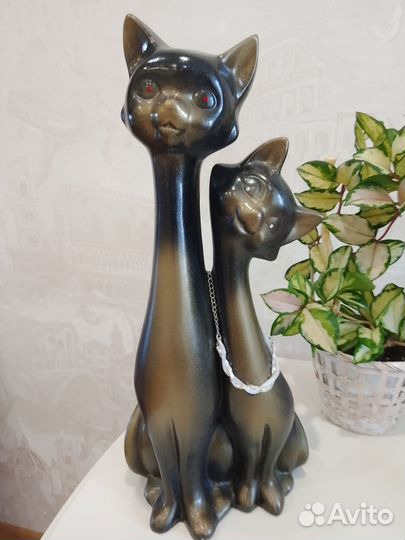 Статуэтка Кошки