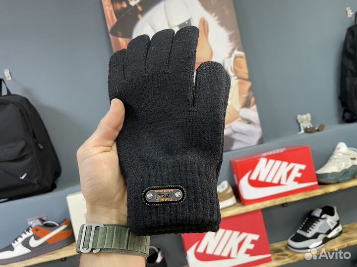Перчатки осень-весна новые